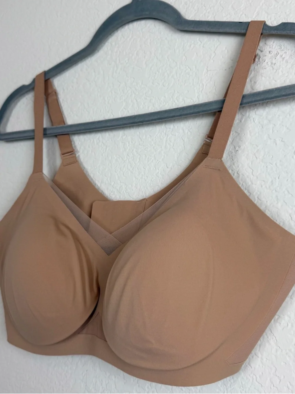 Honeylove CrossOver Wireless
Beige Brown Bra - Picture 3 of 6